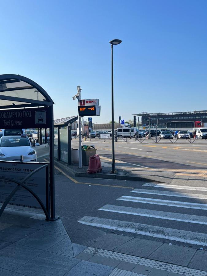 Orio Relax 24h Airport 1 - 3 Minute From Arrival By Bus * Bergamo