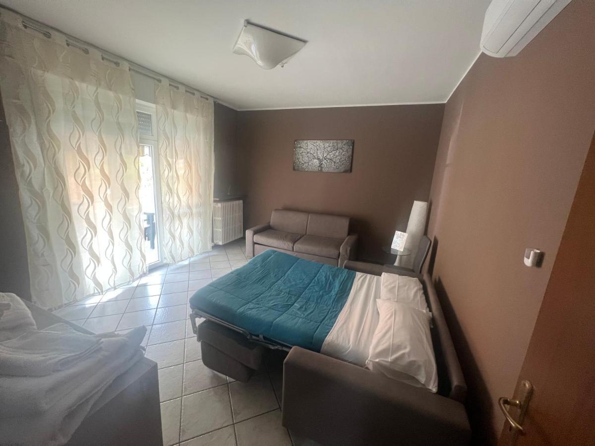 Orio Relax 24h Airport 1 - 3 Minute From Arrival By Bus *